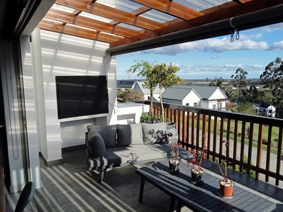 To Let 3 Bedroom Property for Rent in Mont Fleur Mountain Estate Western Cape